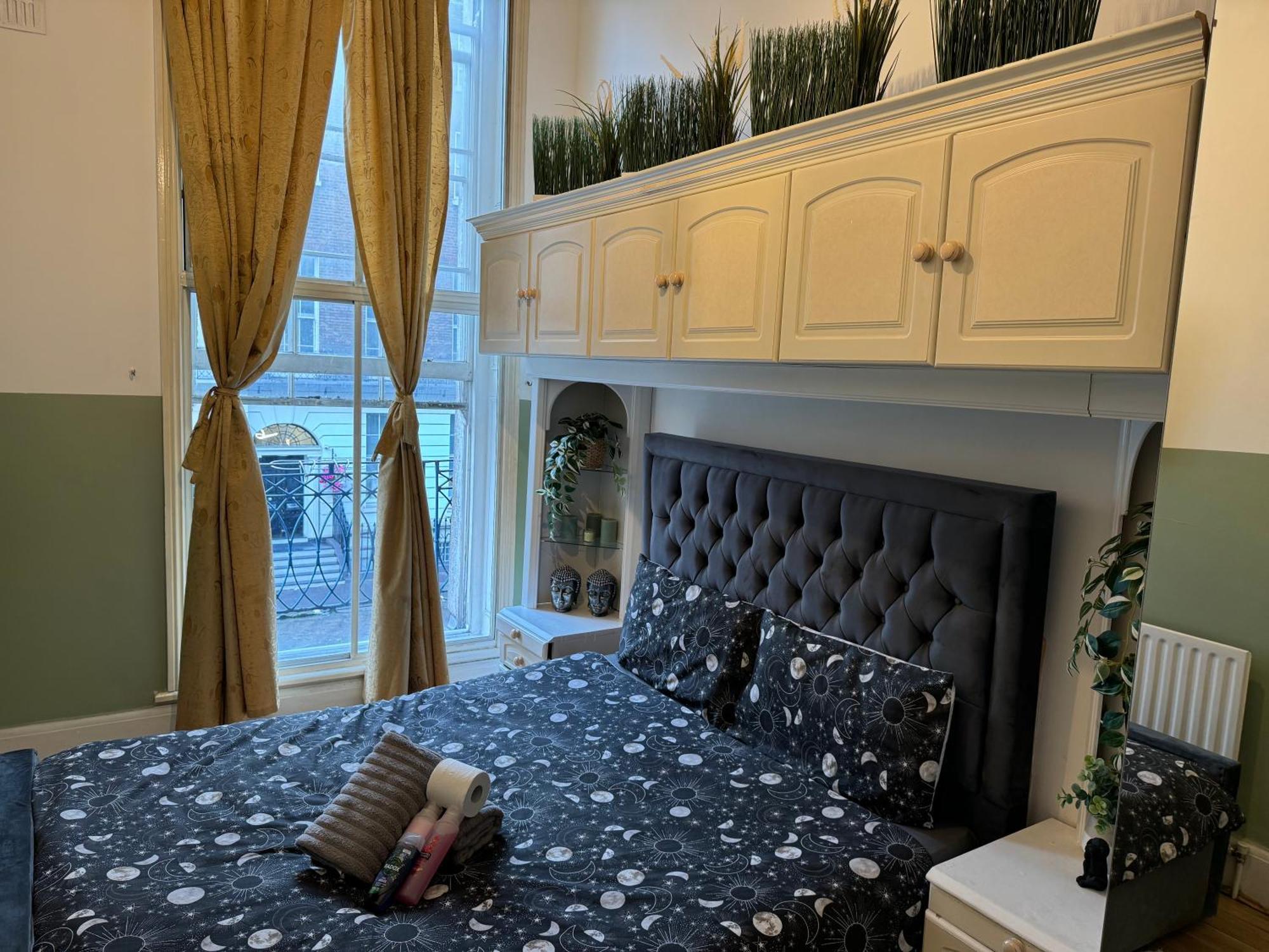 Central And Affordable Flat For 6 People In Zone 1 - Baker Street - With Breakfast Included Лондон Экстерьер фото