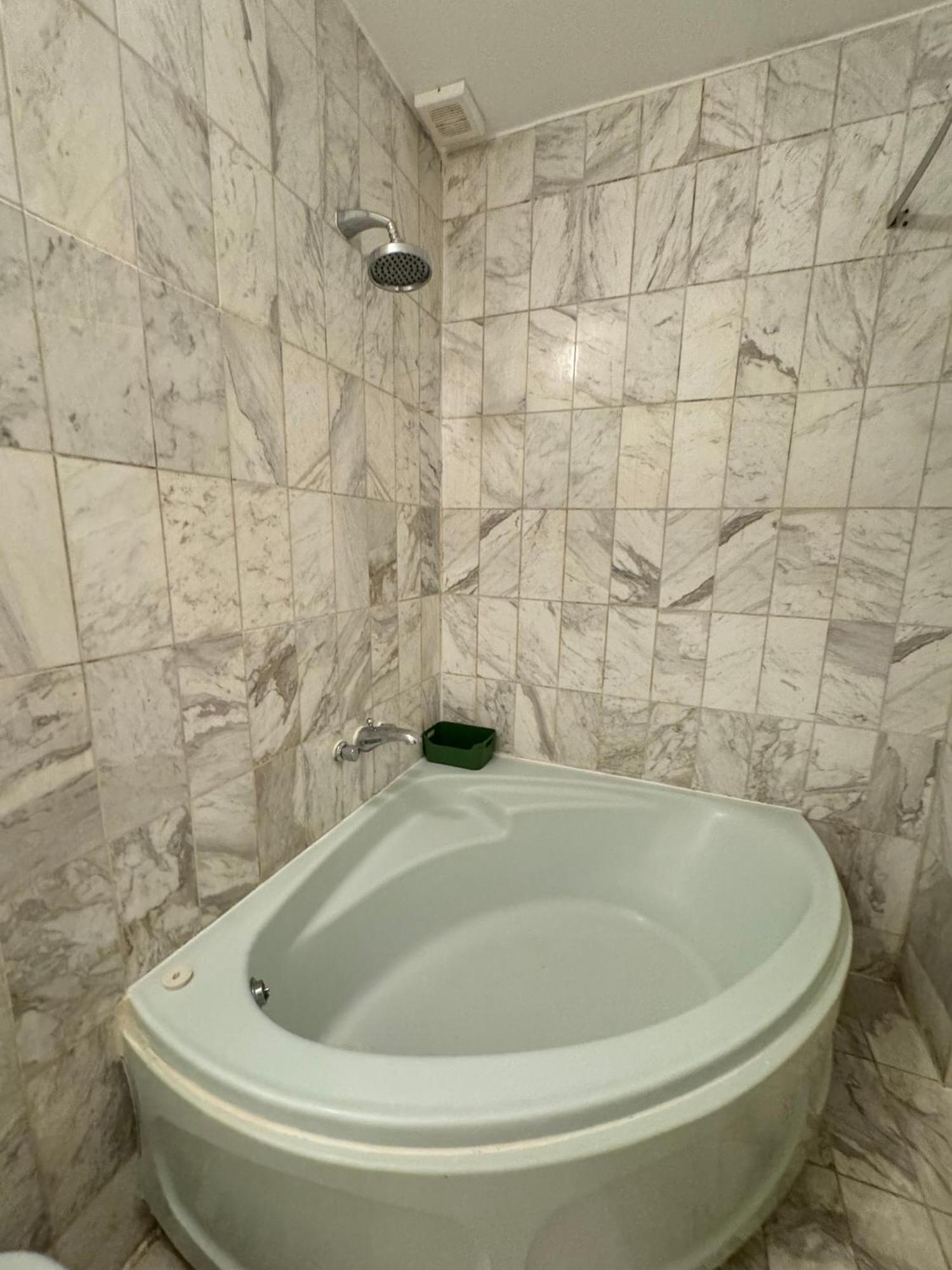 Central And Affordable Flat For 6 People In Zone 1 - Baker Street - With Breakfast Included Лондон Экстерьер фото